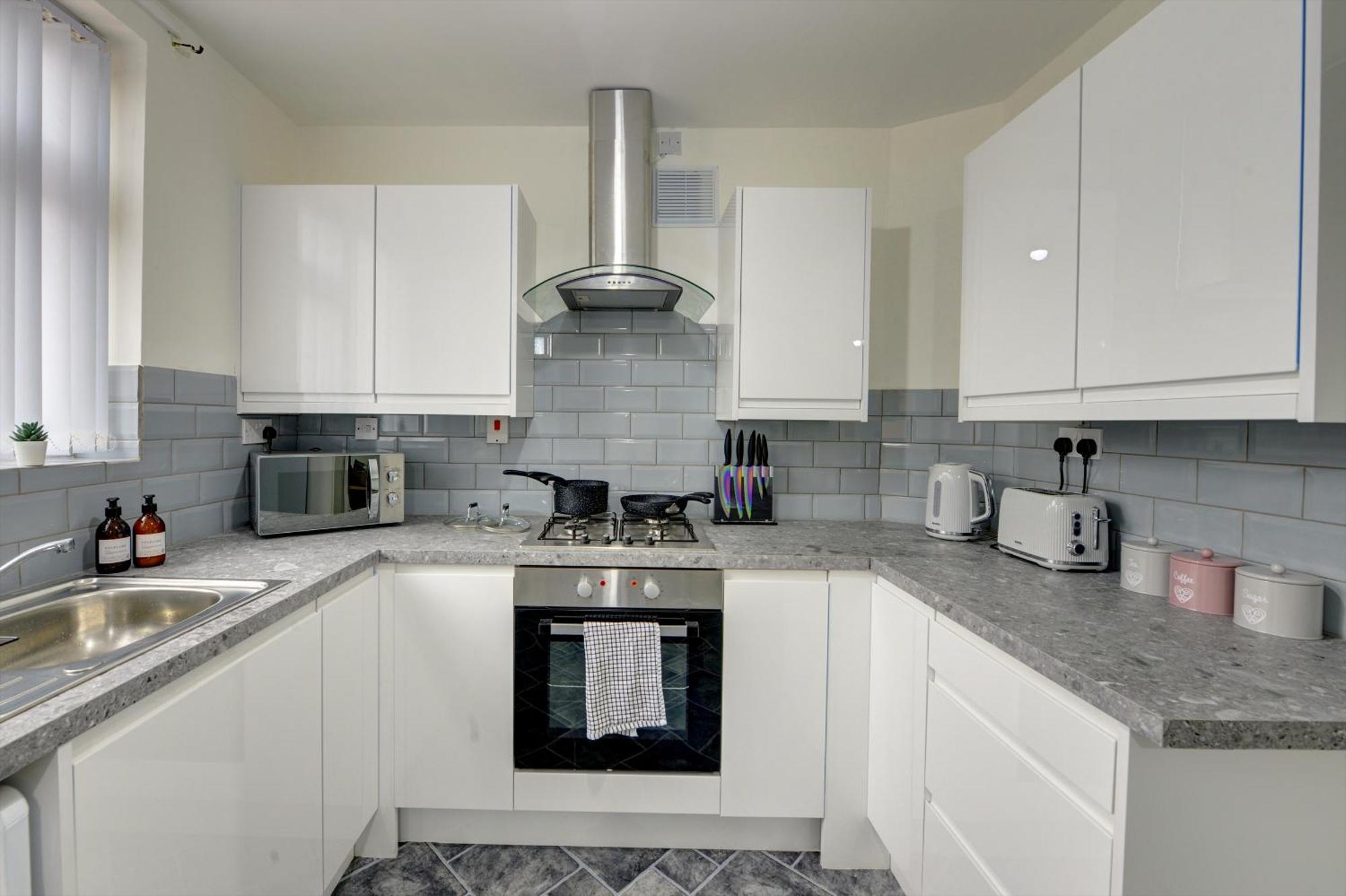 Stunning And Lovely 3 Bed House - Catch 22 Ковентри Экстерьер фото