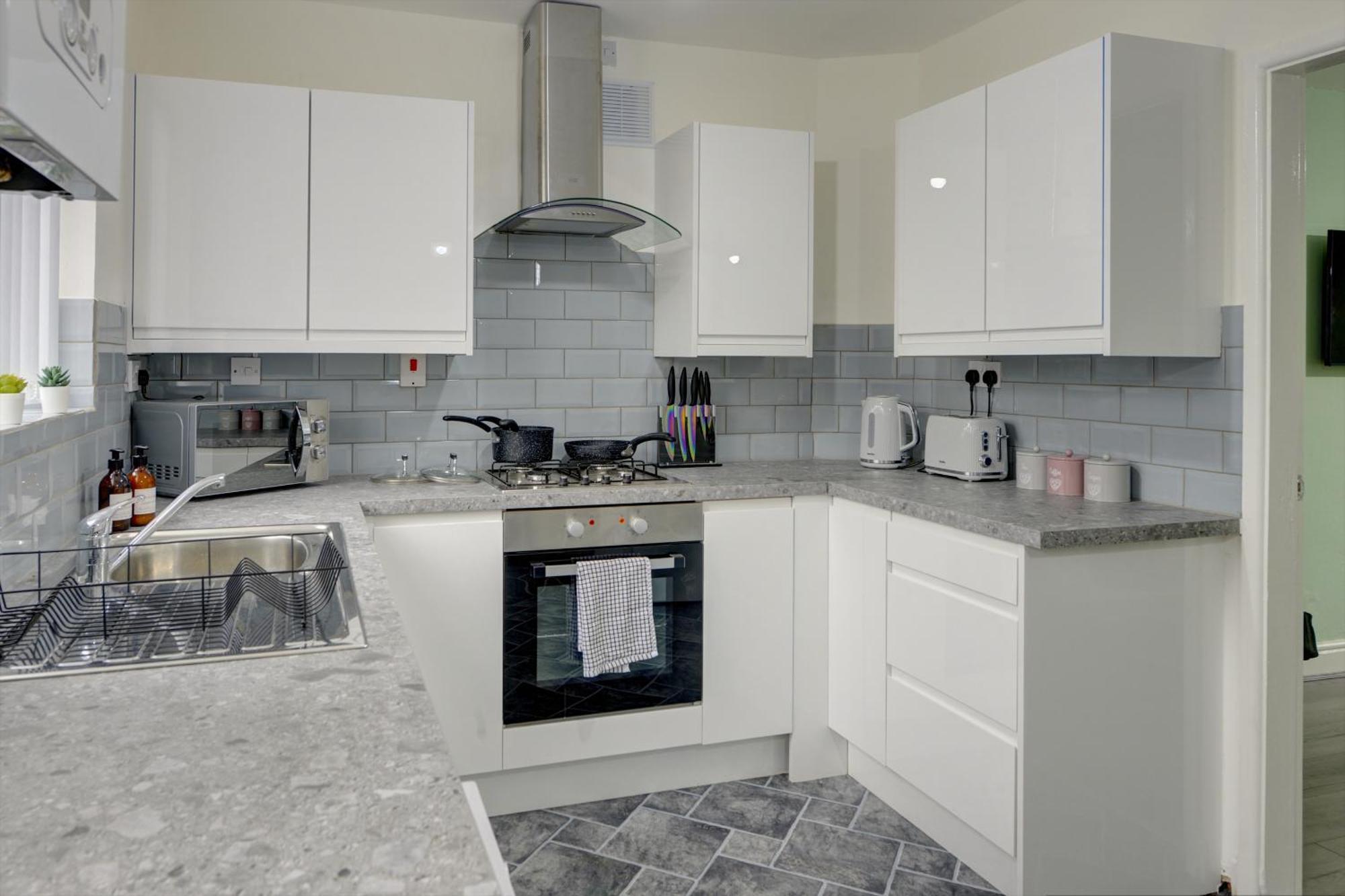 Stunning And Lovely 3 Bed House - Catch 22 Ковентри Экстерьер фото